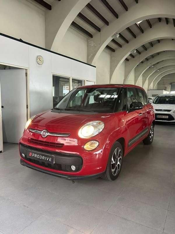 Rojo Usado 2015 Fiat 500L S Monovolumen | 11.499 € (Un poco caro) - Imagen 1/4