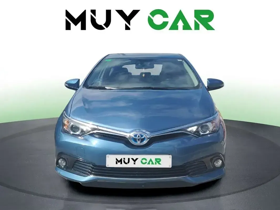 Usado Toyota Auris Hybrid Active 136 CV (100 kW) 2018 Azul Utilitario