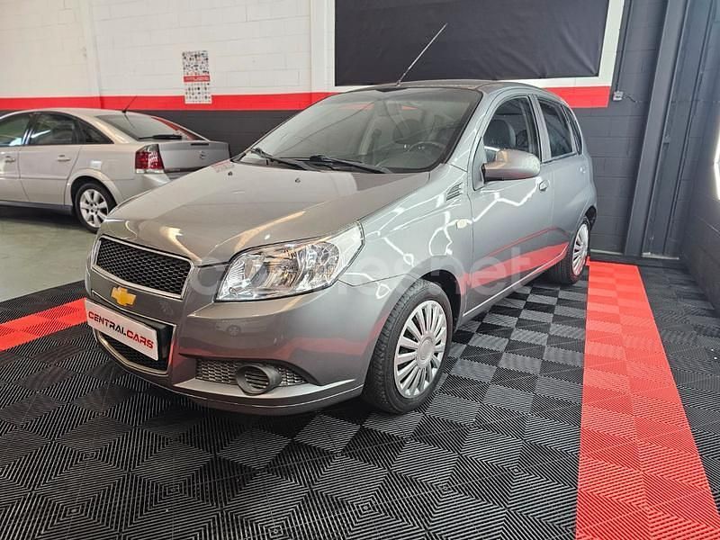 Gris / plata Usado 2009 Chevrolet Aveo LS Berlina | 3990 € (Buen precio) - Imagen 1/4