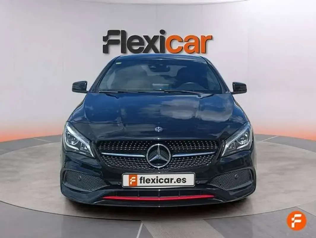 Usado Mercedes CLA250 218 CV (160 kW) 2018 Negro Coupe