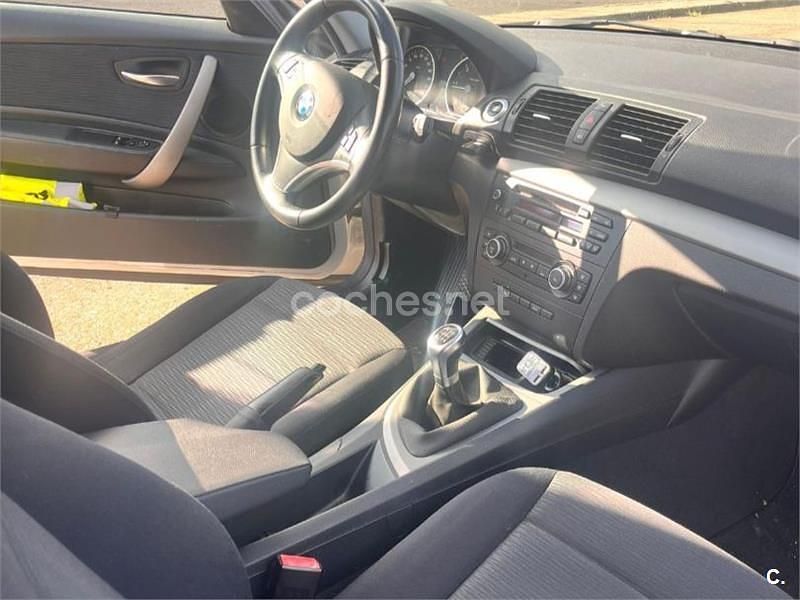 Usado BMW 116 115 CV (84 kW) 2011 Blanco Utilitario