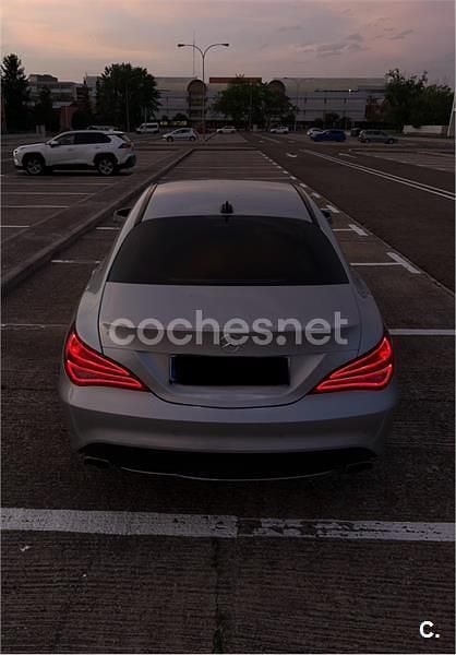 Usado Mercedes CLA220 170 CV (125 kW) 2013 Gris / plata Berlina