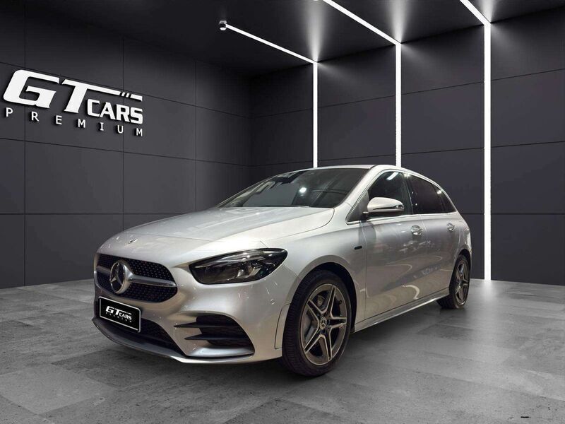 Gris Usado 2021 Mercedes B250e AMG Monovolumen | 28.900 € (Un poco caro) - Imagen 1/4