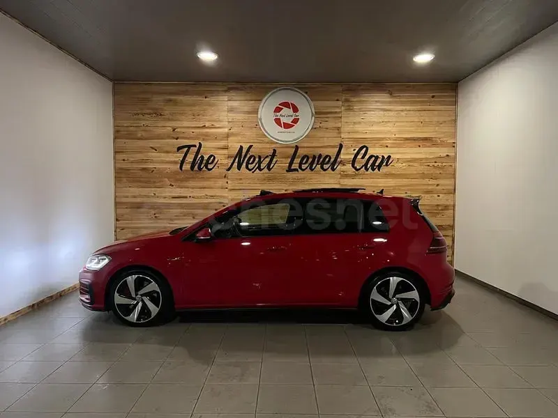 Usado VW Golf VII GTI 245 CV (180 kW) 2019 Rojo Berlina