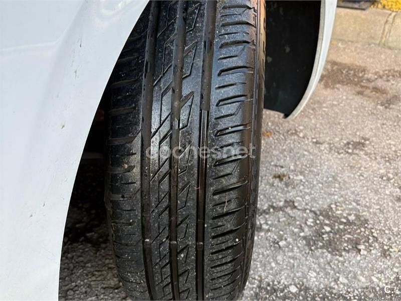 Usado Peugeot 208 Access 75 CV (55 kW) 2016 Blanco Utilitario