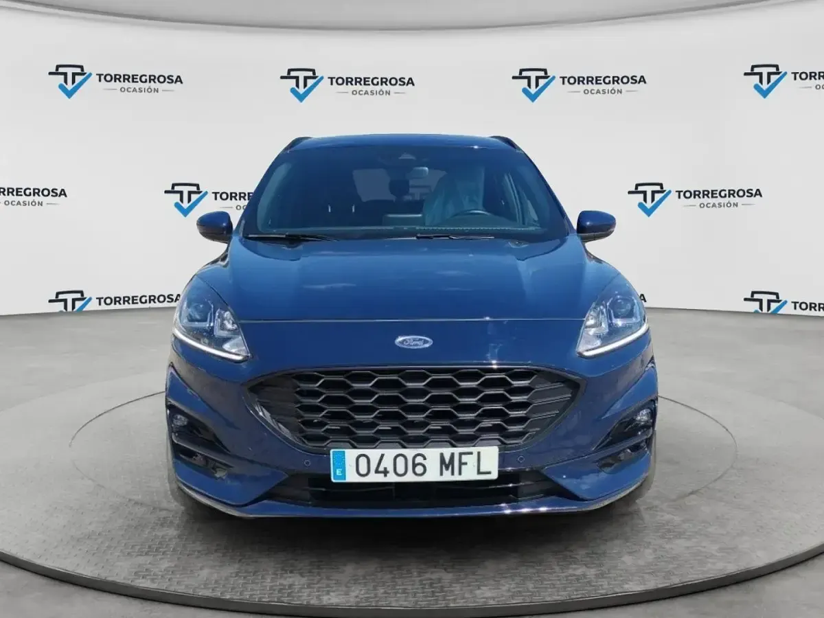 Usado Ford Kuga ST-Line 190 CV (139 kW) 2023 Azul SUV