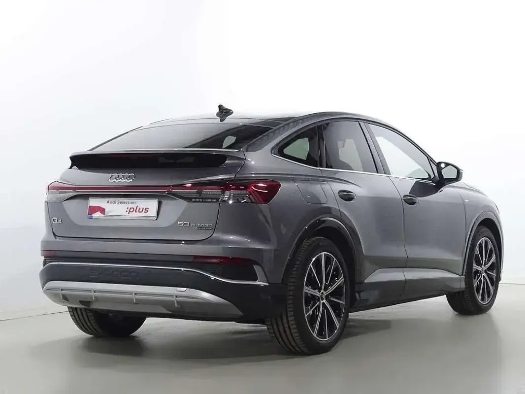 Usado Audi Q4 Sportback e-tron S-Line 219 kW (299 CV) 2023 Gris SUV