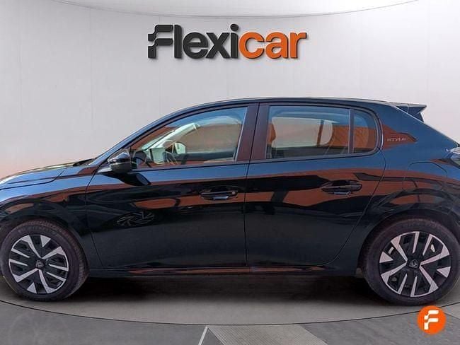 Usado Peugeot 208 Style 100 CV (73 kW) 2024 Negro Utilitario