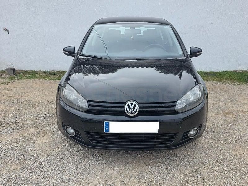 Usado VW Golf VII 105 CV (77 kW) 2012 Negro Berlina