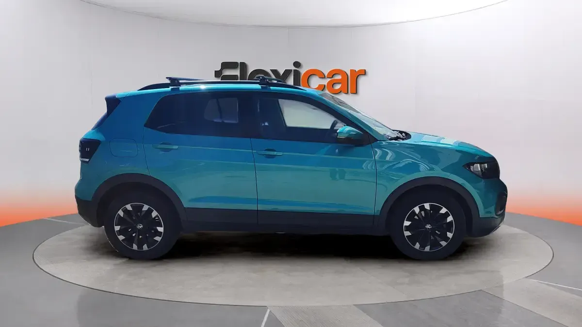 Usado VW T-Cross Advance 110 CV (80 kW) 2021 Verde SUV