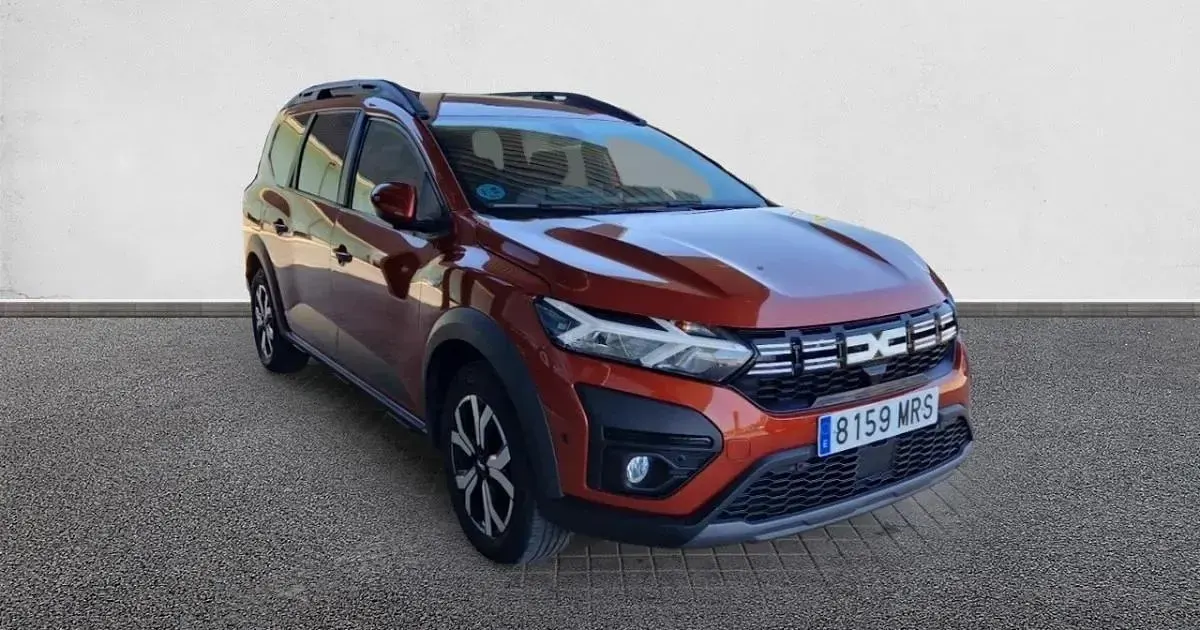 Usado Dacia Jogger Expression 110 CV (80 kW) 2024 Monovolumen