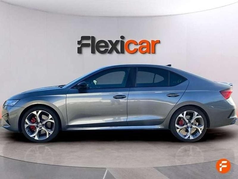 Usado Skoda Octavia RS 265 CV (194 kW) 2025 Gris Utilitario
