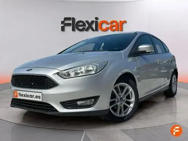 Usado Ford Focus ST-Line 125 CV (91 kW) 2017 Gris