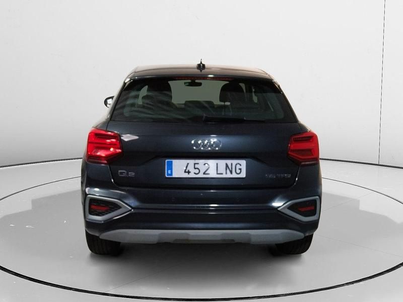 Usado Audi Q2 Advanced 150 CV (110 kW) 2021 Gris SUV
