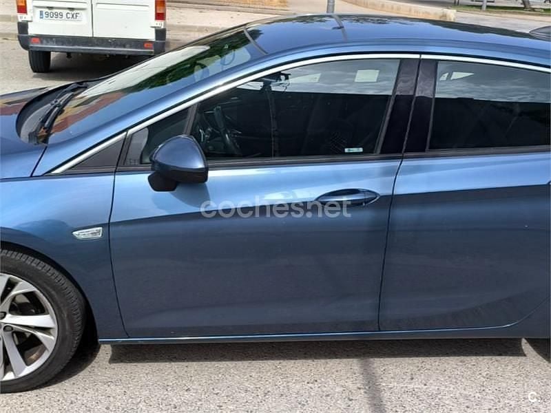 Azul Usado 2016 Opel Astra Dynamic Berlina | 6000 € (Super precio) - Imagen 1/4