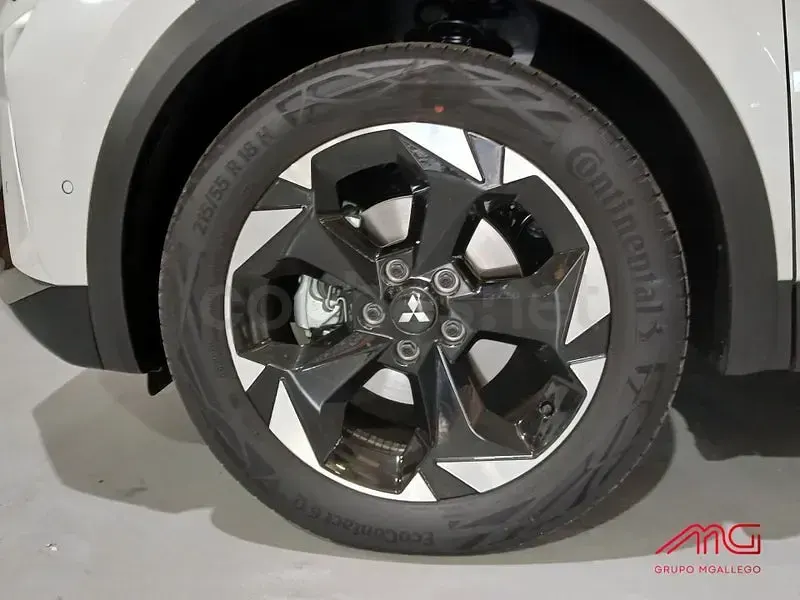 Usado Mitsubishi ASX 140 CV (102 kW) 2025 Blanco SUV
