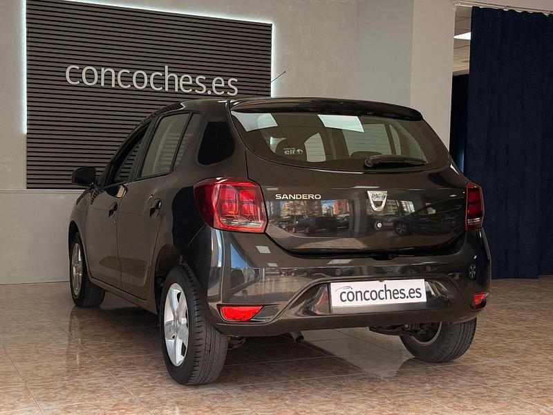 Usado Dacia Sandero Lauréate 90 CV (66 kW) 2017 Negro