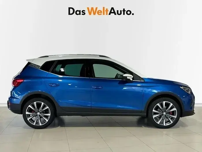 Usado Seat Arona FR 116 CV (85 kW) 2025 Azul SUV