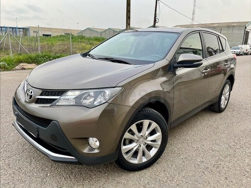 Usado Toyota RAV4 Executive 150 CV (110 kW) 2013 Gris / plata SUV