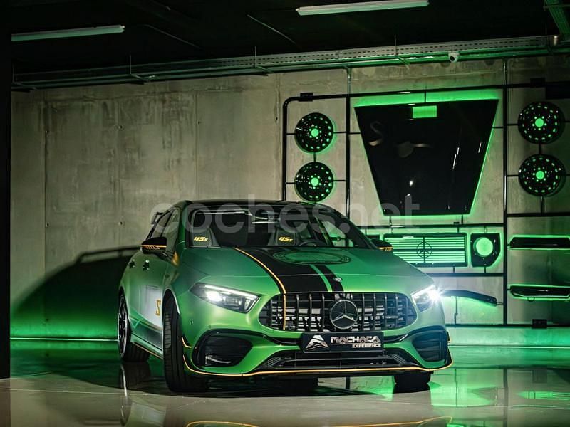 Nuevo Mercedes A45 AMG 421 CV (309 kW) 2025 Verde Berlina