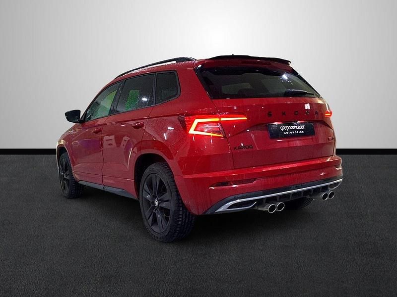 Usado Skoda Karoq SportLine 150 CV (110 kW) 2020 Rojo SUV