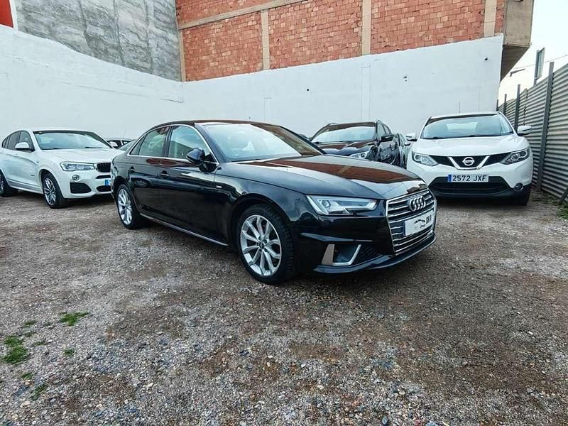 Usado Audi A4 S-Line 150 CV (110 kW) 2019 Negro Berlina