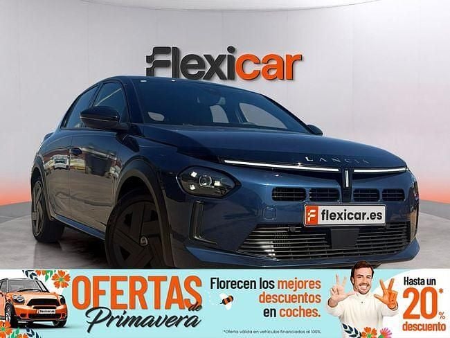 Usado Lancia Ypsilon 100 CV (73 kW) 2025 Azul Utilitario