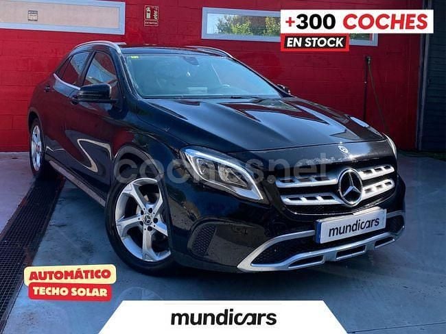Usado Mercedes GLA200 Urban 156 CV (114 kW) 2017 Negro SUV
