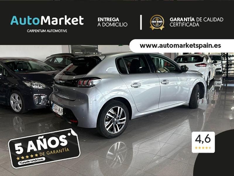 Usado Peugeot 208 Allure 110 CV (80 kW) 2023 Gris / plata Utilitario