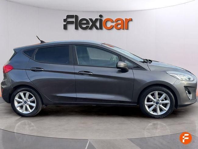 Usado Ford Fiesta Trend 95 CV (69 kW) 2021 Gris Utilitario