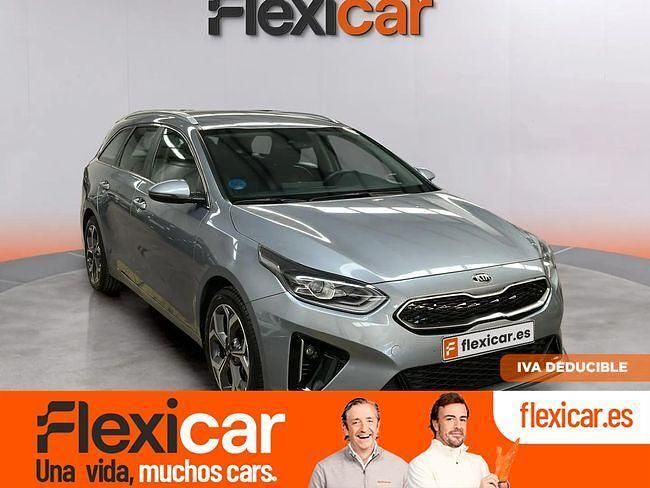 Usado Kia Ceed GT-Line 141 CV (103 kW) 2021 Gris Utilitario
