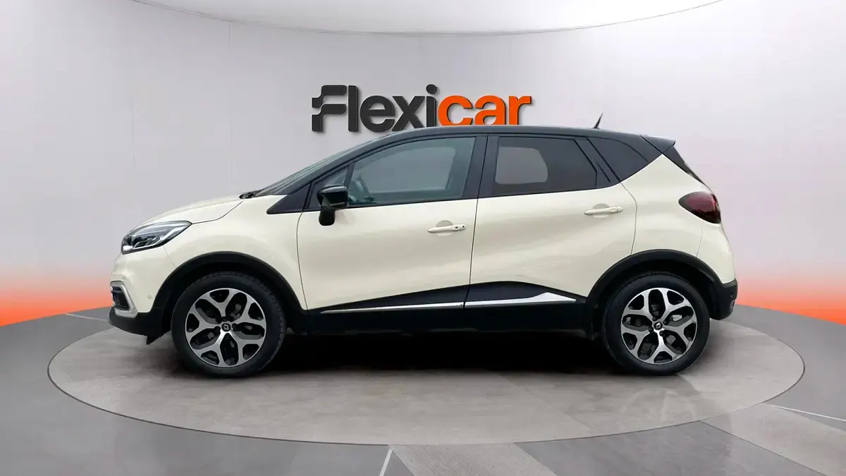 Usado Renault Captur LIMITED 120 CV (88 kW) 2018 Beige SUV