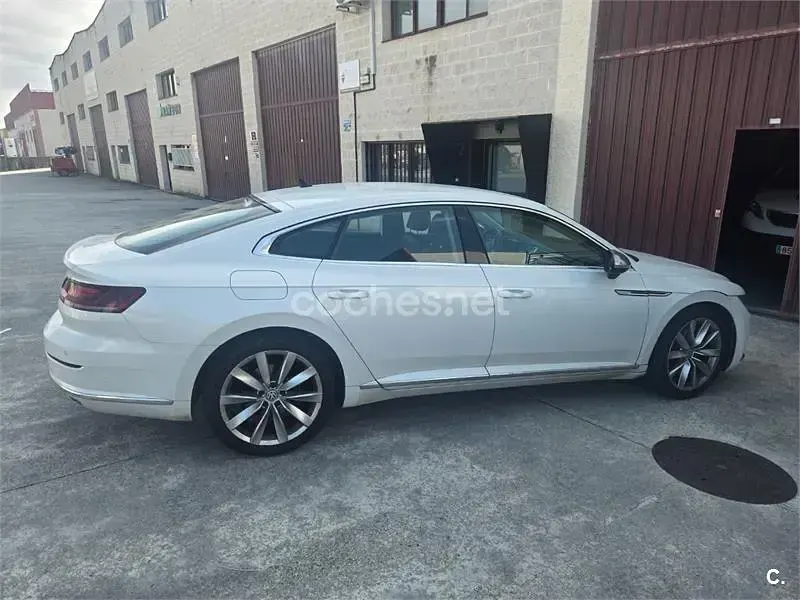 Usado VW Arteon Elegance 190 CV (139 kW) 2018 Blanco Utilitario