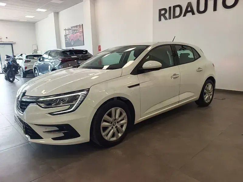 Usado Renault Mégane II Equilibre 115 CV (84 kW) 2022 Blanco Berlina