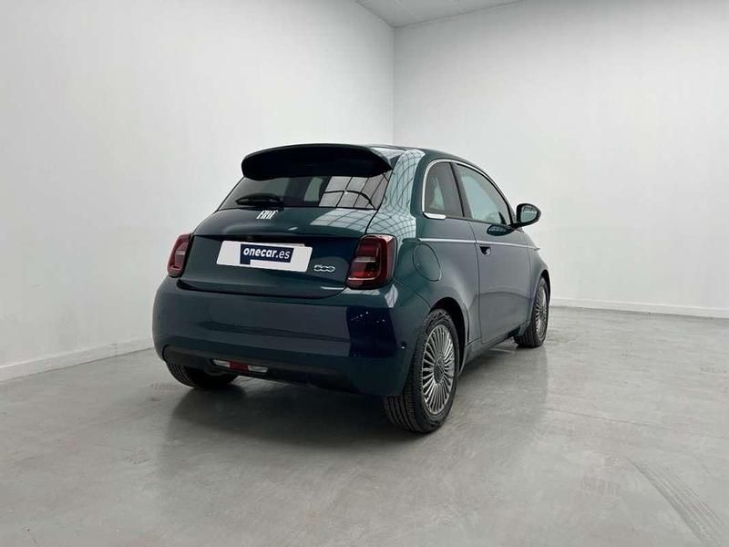 Nuevo Fiat 500 118 CV (86 kW) 2025 Verde Berlina