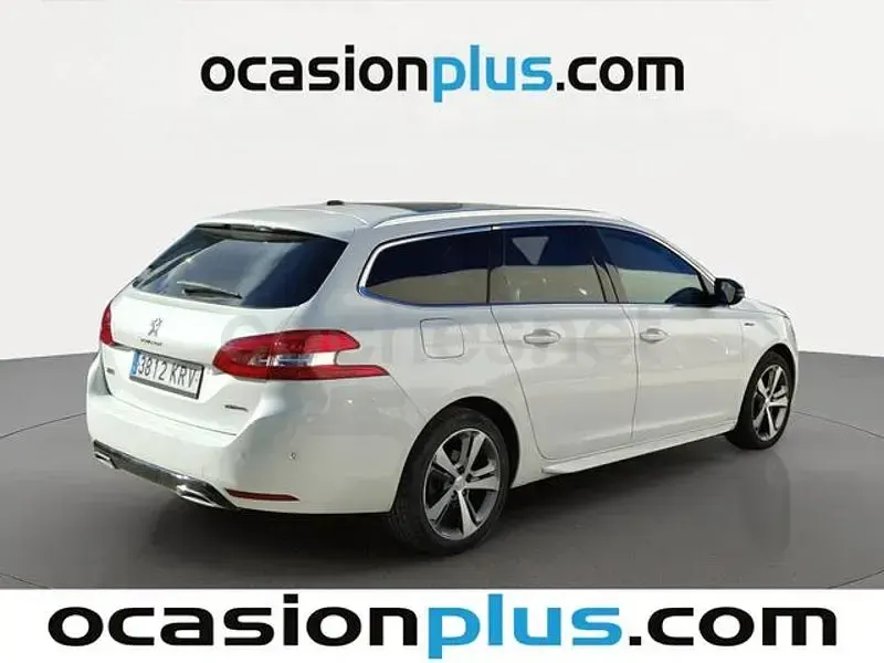 Usado Peugeot 308 SW GT-line 130 CV (95 kW) 2018 Blanco Familiar
