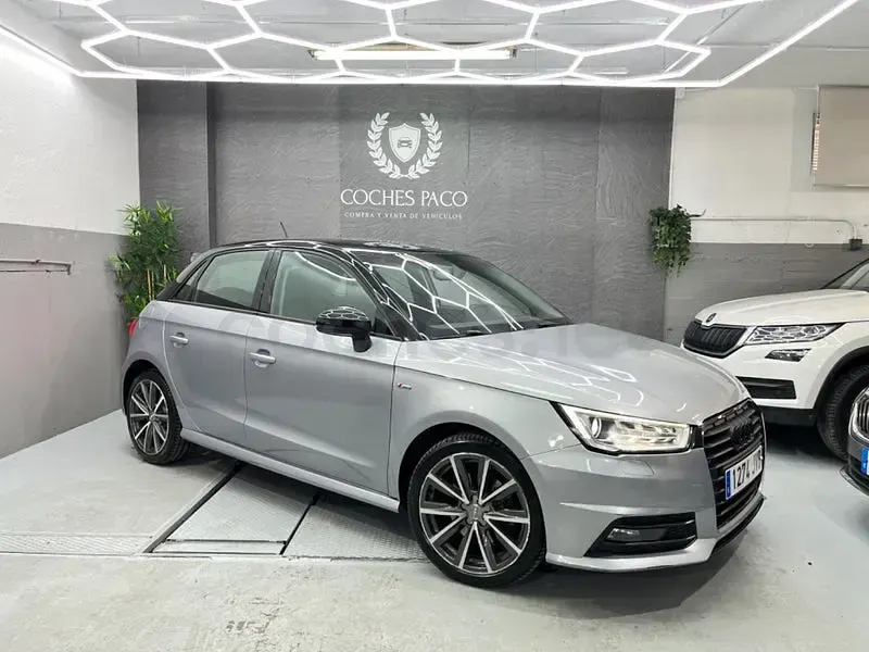 Usado Audi A1 Sportback Design 116 CV (85 kW) 2017 Gris / plata Utilitario