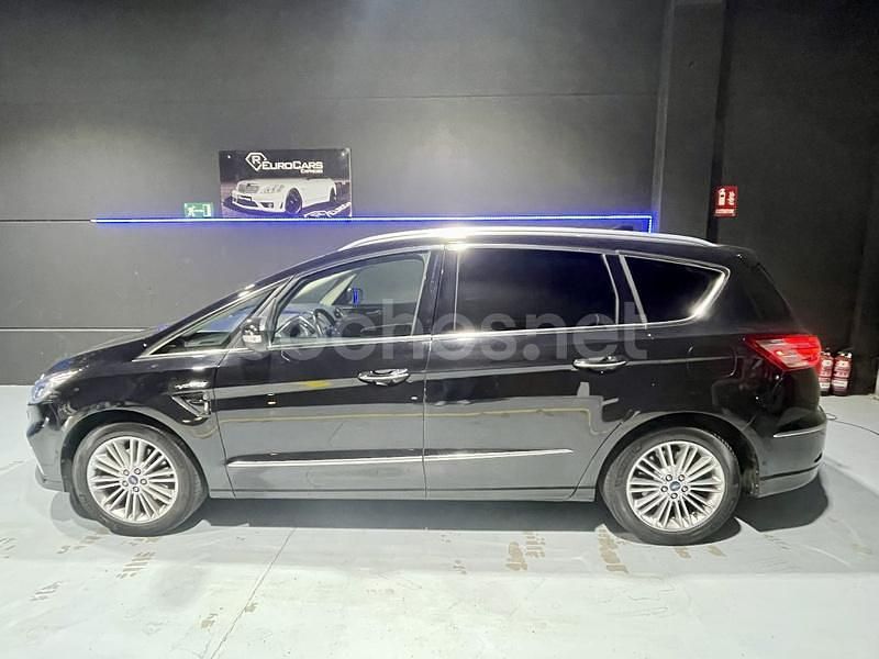 Usado Ford S-MAX Vignale 190 CV (139 kW) 2023 Negro Monovolumen