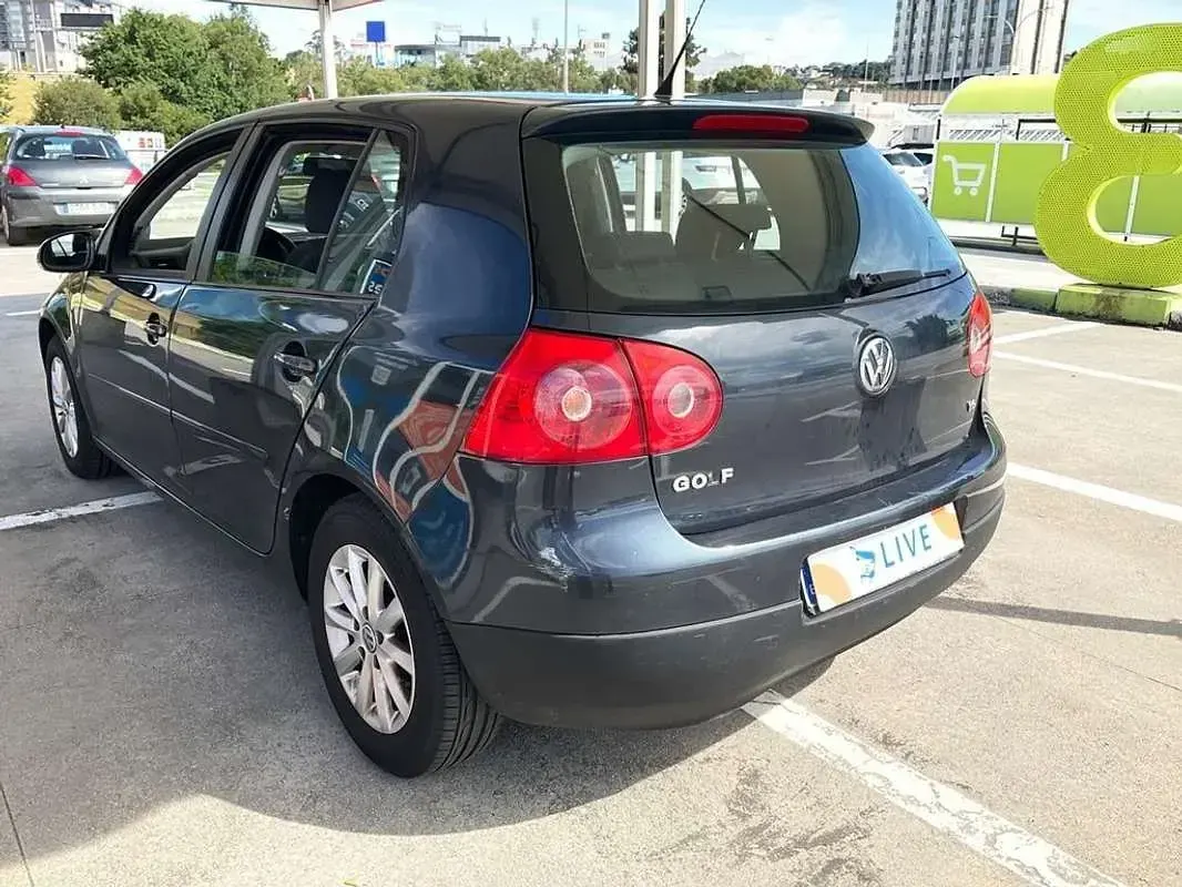 Usado VW Golf V 102 CV (75 kW) 2007 Azul Utilitario