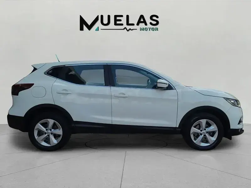 Usado Nissan Qashqai Acenta 115 CV (84 kW) 2021 Blanco SUV
