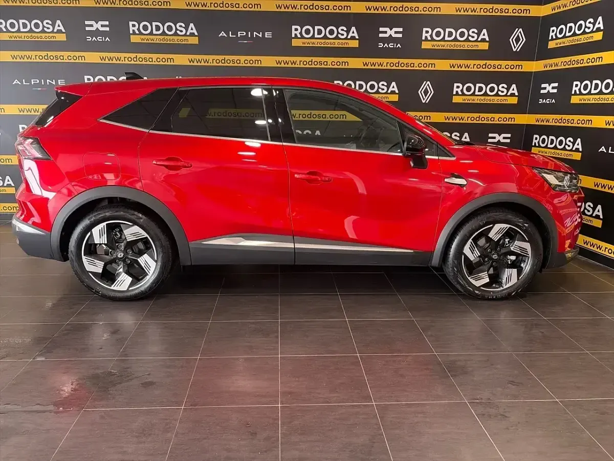Usado Renault Symbioz Techno 145 CV (106 kW) 2025 Rojo SUV
