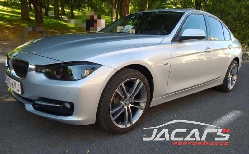 Gris Usado 2014 BMW 318 Sport Line Berlina | 13.750 € (Precio justo) - Imagen 1/4