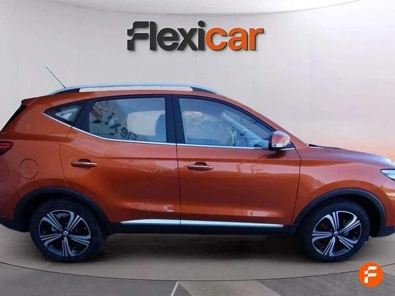 Usado MG ZS Luxury 106 CV (77 kW) 2025 Naranja SUV