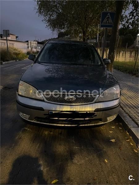 Verde Usado 2004 Ford Mondeo Trend Familiar | 1100 € (Caro) - Imagen 1/4