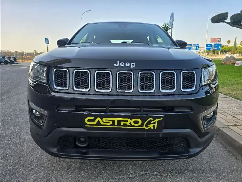 Usado Jeep Compass Sport 130 CV (95 kW) 2021 Negro SUV