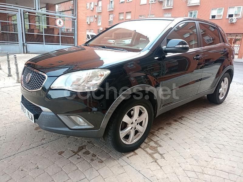 Negro Usado 2012 Ssangyong Korando Premium Plus SUV | 4900 € (Super precio) - Imagen 1/4