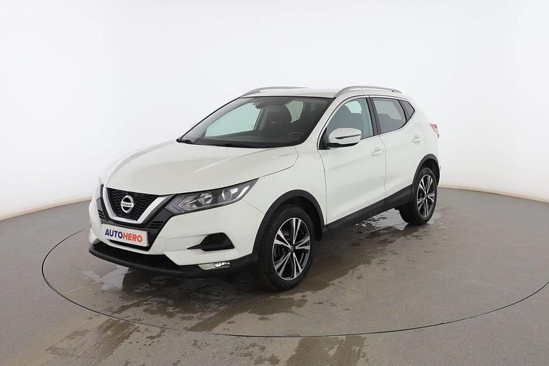 Usado Nissan Qashqai Acenta 140 CV (102 kW) 2021 Blanco SUV