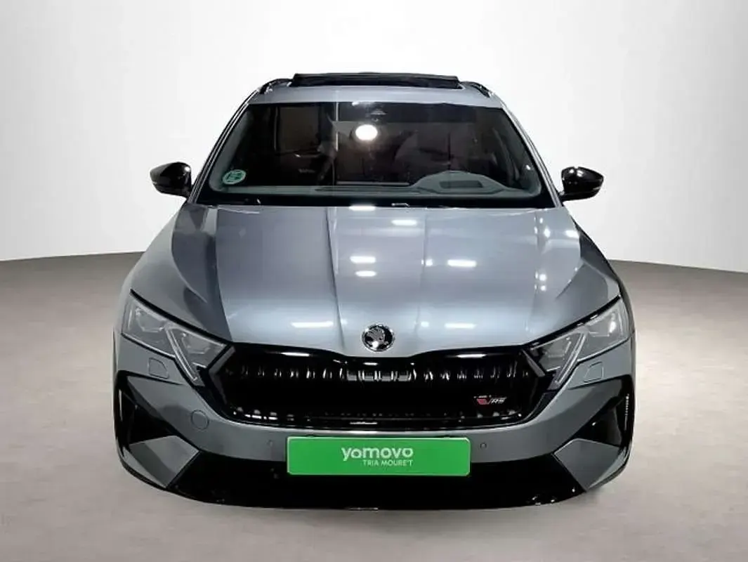 Usado Skoda Octavia RS 265 CV (194 kW) 2025 Gris Familiar