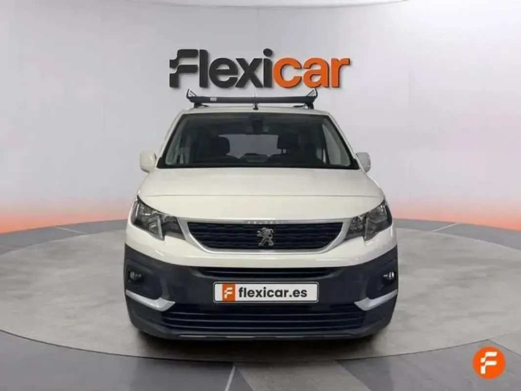 Usado Peugeot Rifter Active 102 CV (75 kW) 2019 Blanco Monovolumen