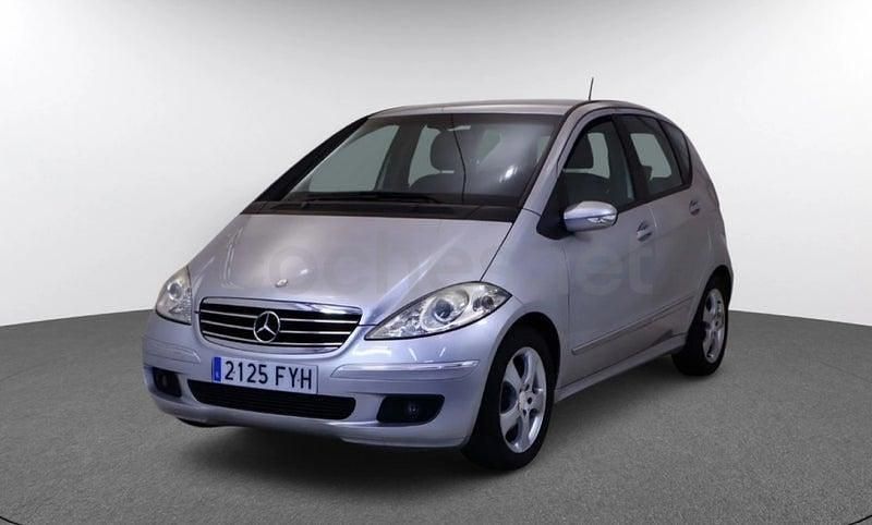 Usado Mercedes A180 Avantgarde 109 CV (80 kW) 2007 Gris / plata Berlina